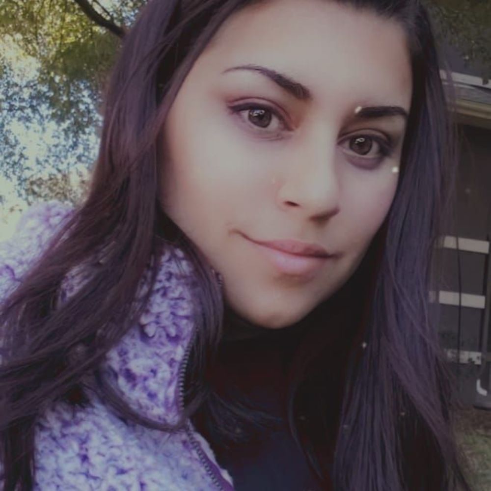 Meet your Posher, Christina